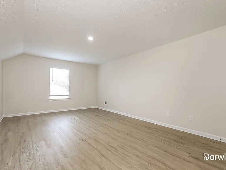 5435 Rock Lake Dr — Photo 9
