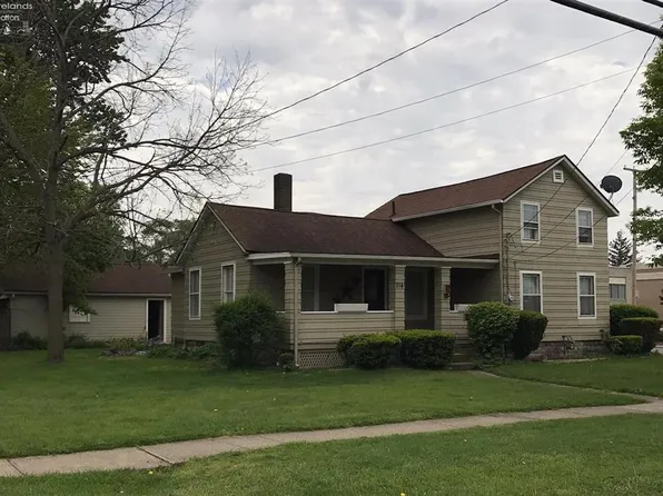 514 Park Ave, Amherst, OH 44001
