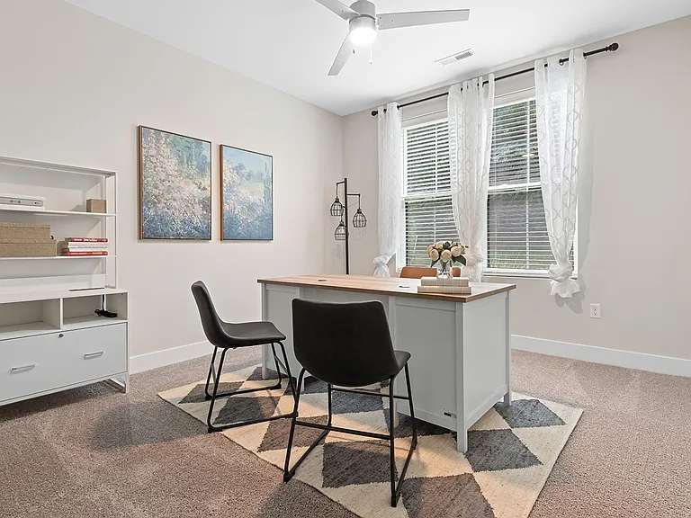 Parkview at Spring Hill Apartments — Photo 6