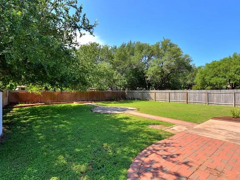 3319 Blue Ridge Dr — Photo 3