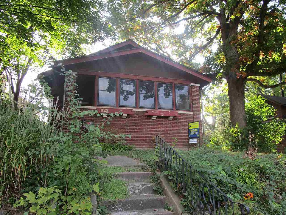 1st image of 923 C St