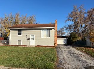 201 E Rose St, Glenwood, IL 60425