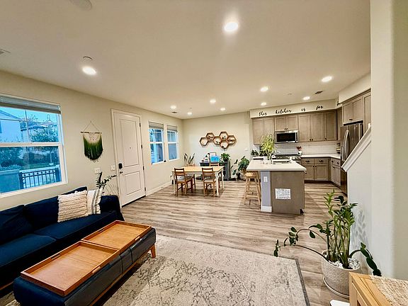 4th image of 6651 Calle Koral