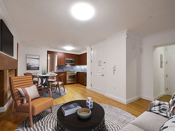 3rd image of 37 E 4th St #Smgb