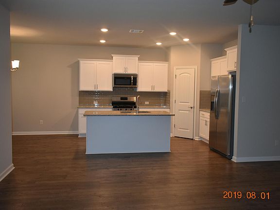 3rd image of 7585 Cherrybark Oak Dr