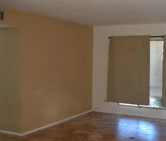 961 N Via Terrado — Photo 4