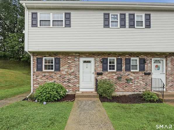 9 Carter Heights #9, Southington, CT 06479