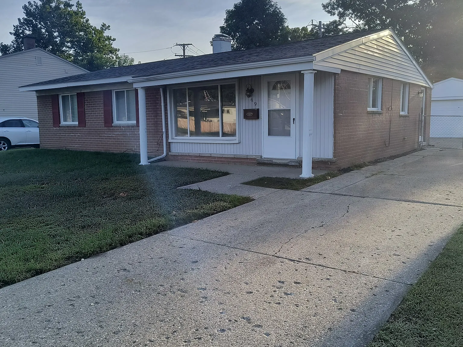 3 bed, 1075 sqft, $1,600 — Photo 1