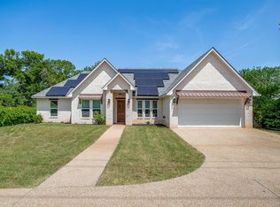3103 Park Lake Dr, Waco, TX 76708