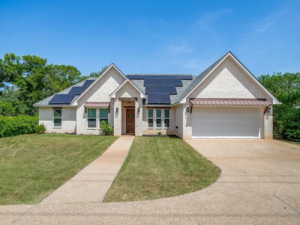 3103 Park Lake Dr, Waco, TX 76708