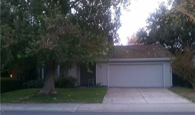 2nd image of 3111 Cloudview Dr