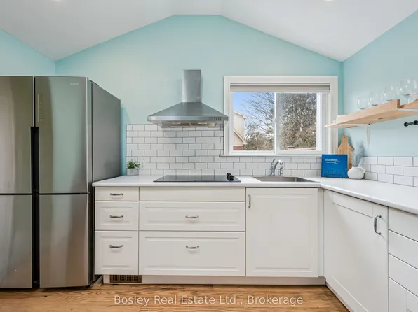 326 Exhibition St, Guelph, ON N1H 4S2