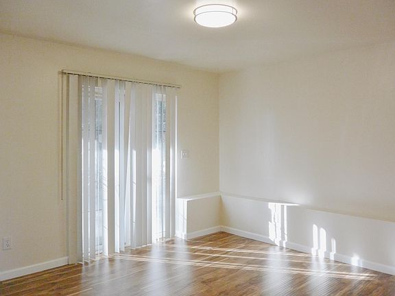 3rd image of 16235 51st Ave S
