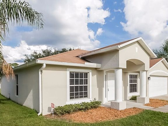 3rd image of 3228 N Biscayne Dr