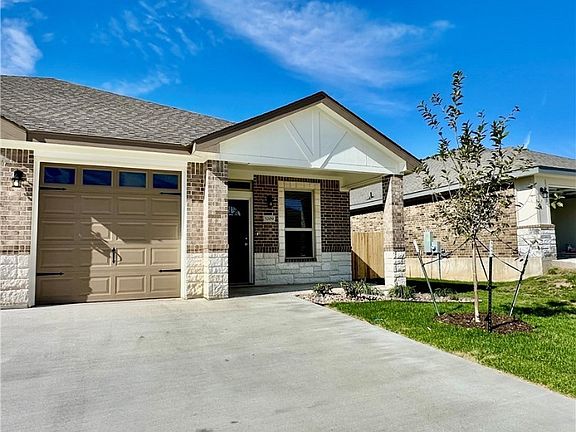 3rd image of 5209 White Rose Dr