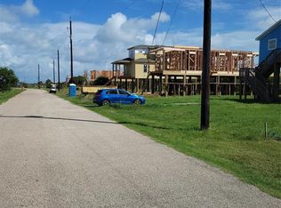 3915 El Lago St, Galveston, TX 77554