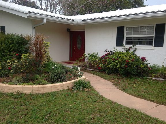 2nd image of 2914 Tanglewood Dr