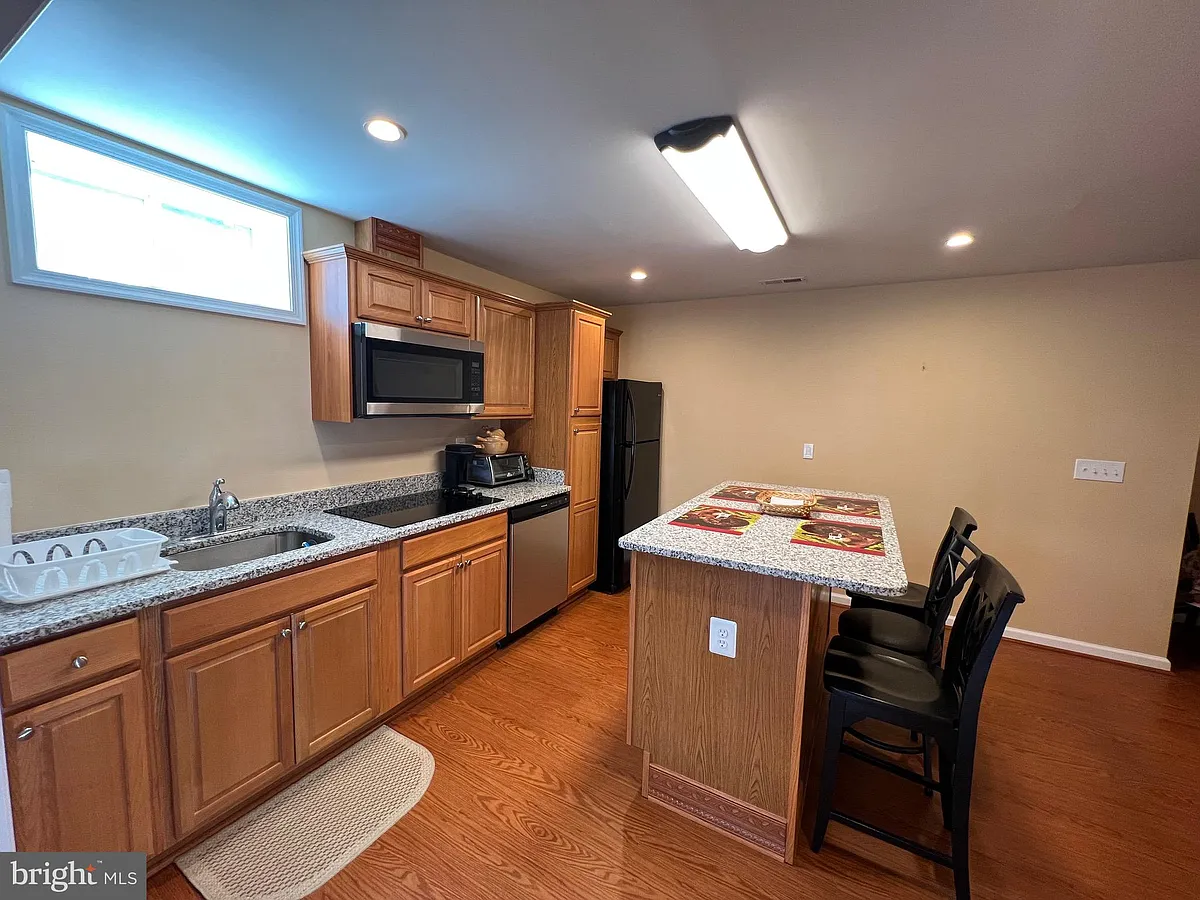 Building Photo - 5802 Telluride Ln #BASEMENT