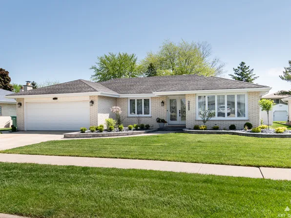 15639 Narcissus Ln, Orland Park, IL 60462