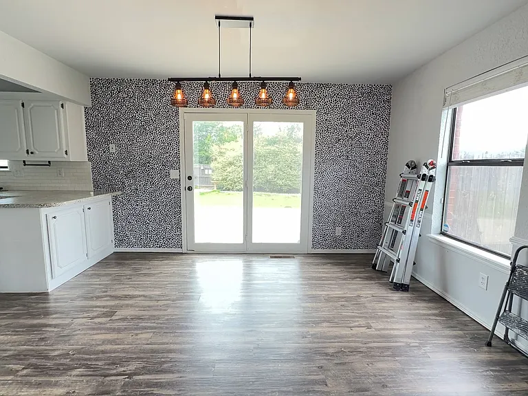 9301 Maypark Cir — Photo 17