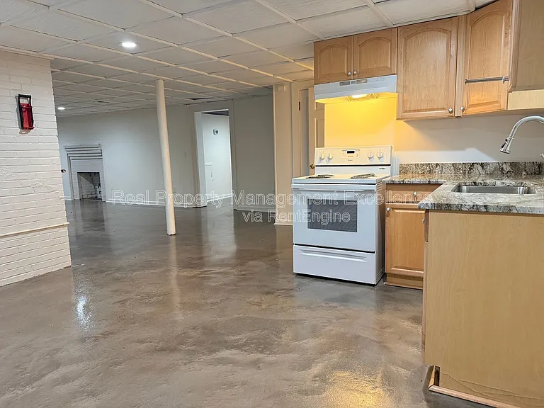 620 Carr St — Photo 48