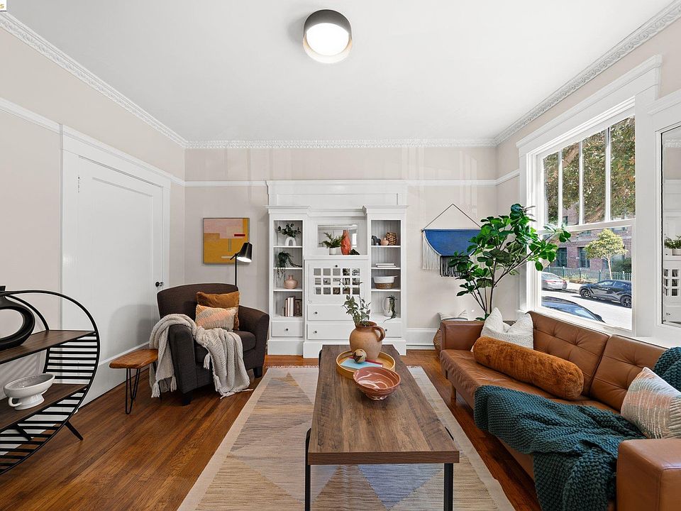 1st image of 147 Ashbury St