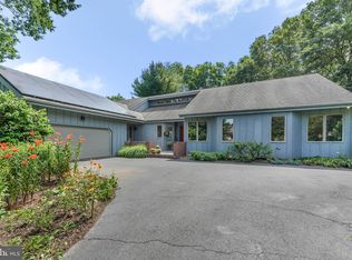 101 Milltop Dr, Kennett Square, PA 19348