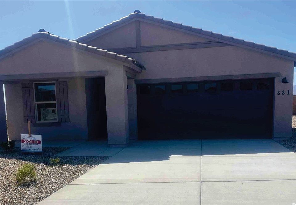 1st image of 881 Hoffman Drive