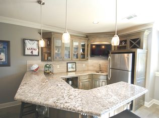 11709 W 152nd St, Overland Park, KS 66221