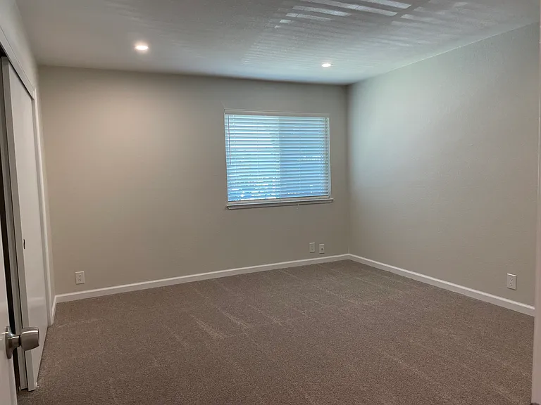Bedroom 3 - very spacious room!