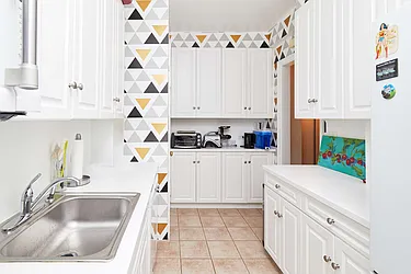 Rented by PocketBroker Inc