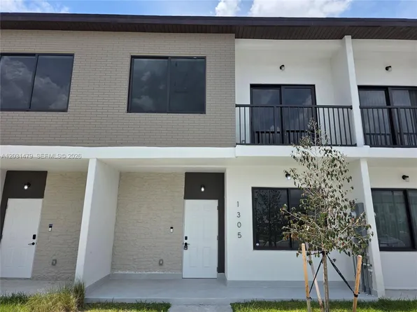 1305 NW 4th Ter #1305, Homestead, FL 33034