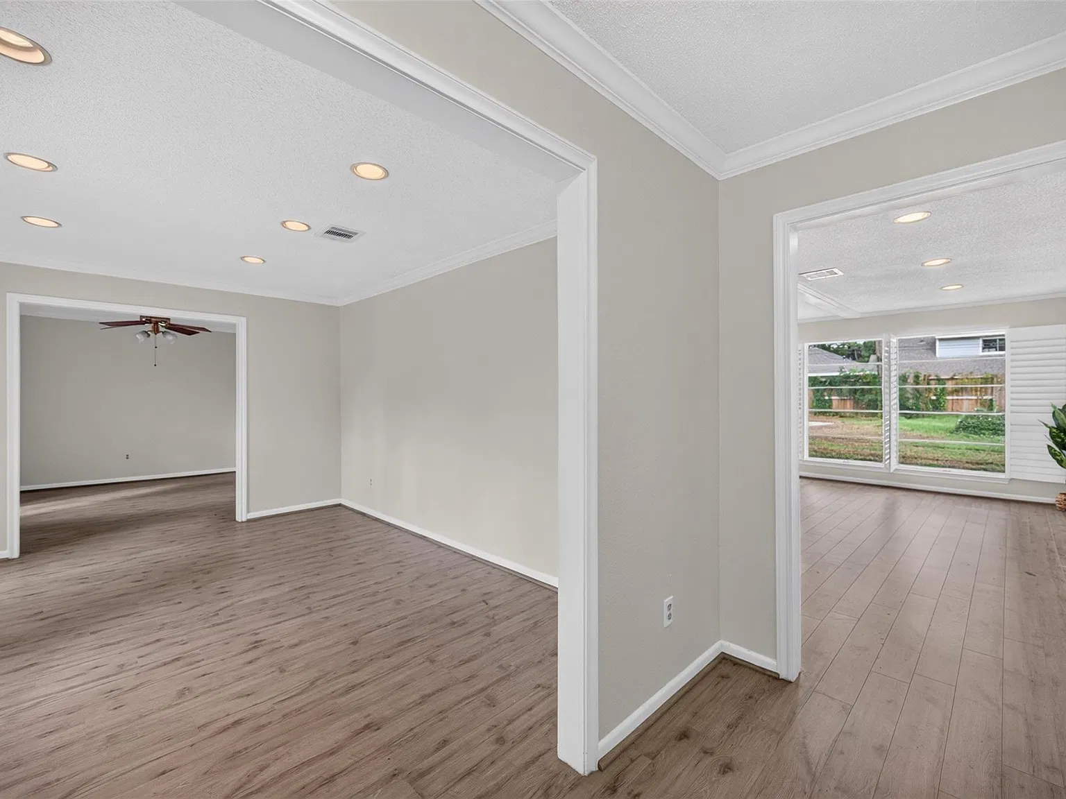 4 bed, 2.0 bath, 2258 sqft, $2,000 — Photo 4