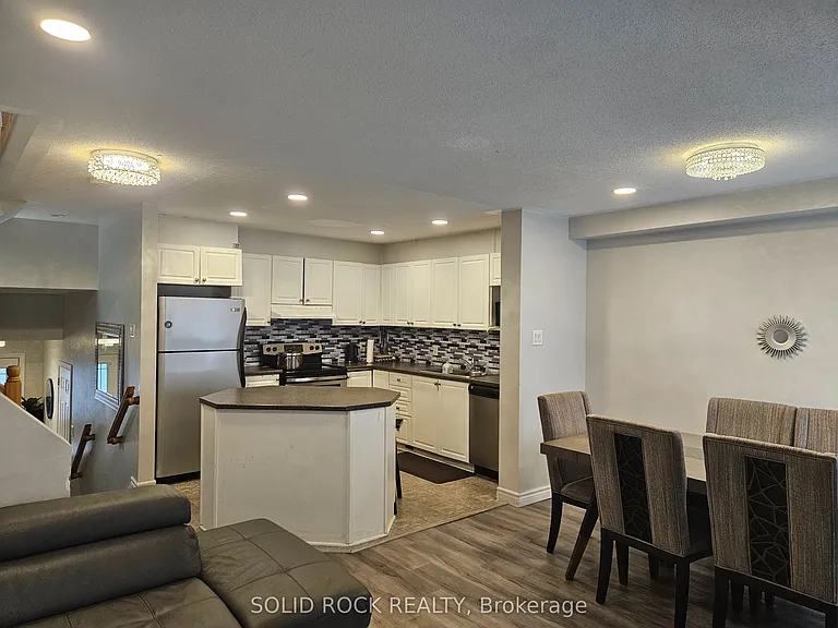 255 Catamount Ct — Photo 6