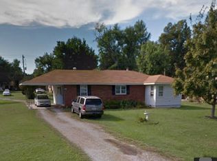 211 N Spencer St, Mounds, IL 62964