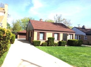 8331 N Waukegan Rd, Niles, IL 60714