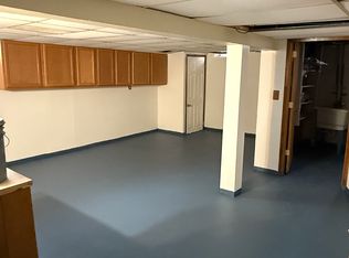 3138 Gloucester Dr, Sterling Heights, MI 48310