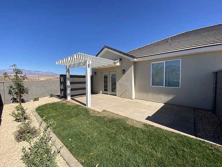 Bedford 3942 S Bedford Place — Photo 16