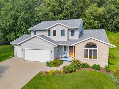 2057 Glacier Circle, Cross Plains, WI, 53528