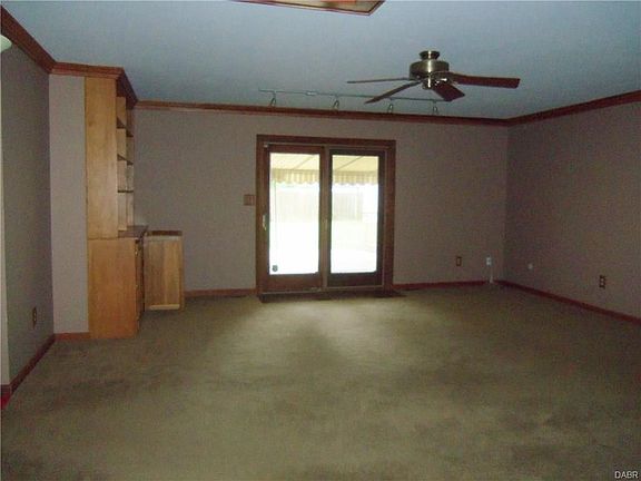 5th image of 119 Winchcombe Dr