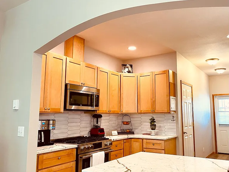 19372 Willet Ln NE — Photo 6