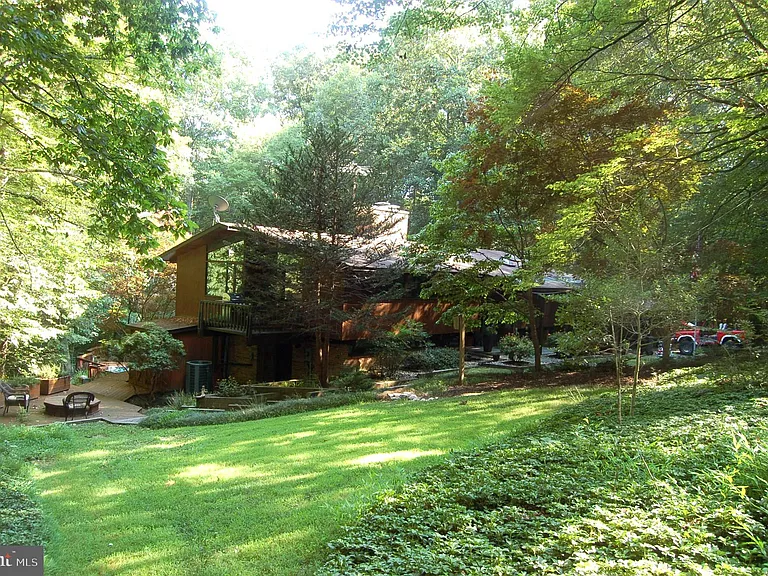9728 Swift Creek Ct — Photo 77