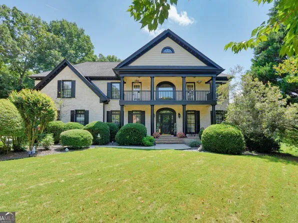 110 Ridge View Dr, Ball Ground, GA 30107