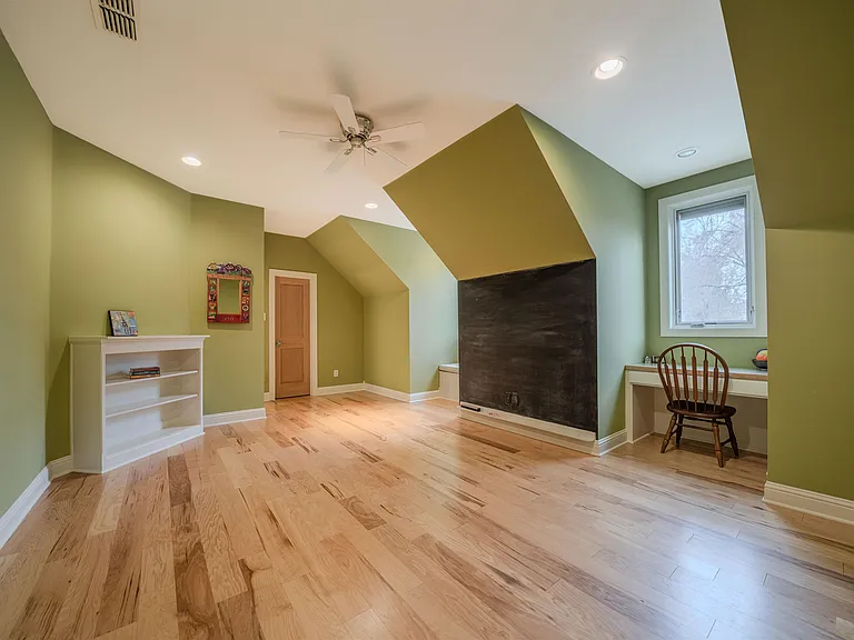 3 Lakeside Dr — Photo 29