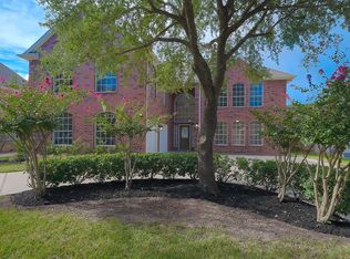 140 N Hall Dr, Sugar Land, TX 77478