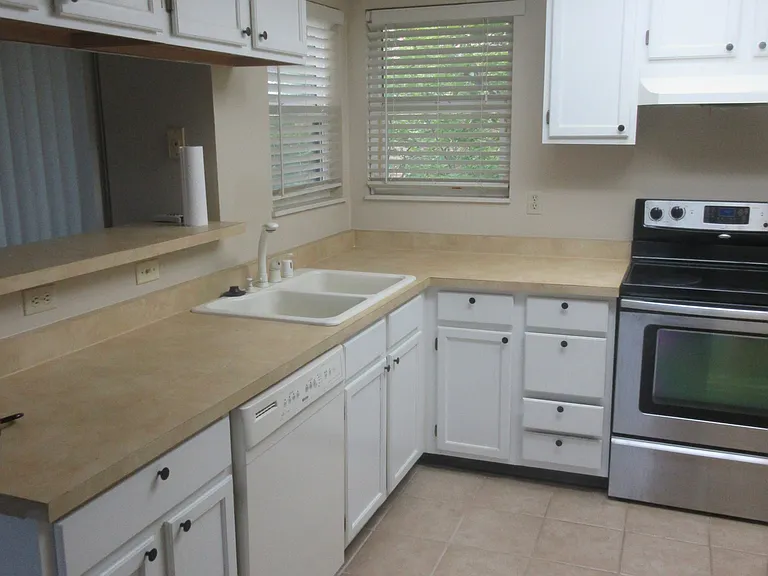 1017 Moorings Dr — Photo 11