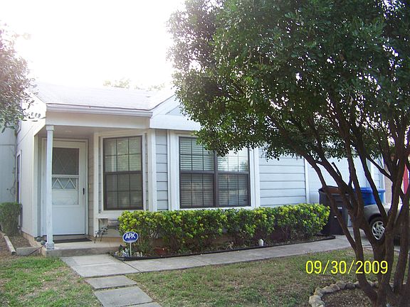2nd image of 6373 Village Clb
