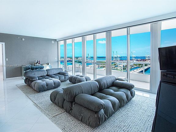 5th image of 520 West Ave APT 2202