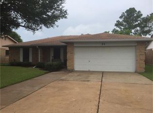 51 Wagon Lane Loop, Angleton, TX 77515