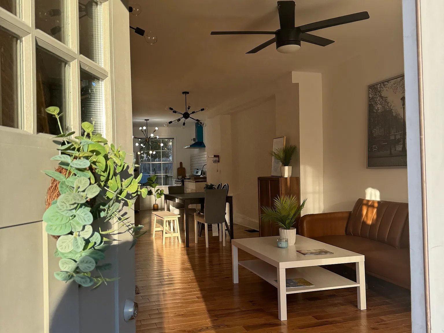 3 bed, 1092 sqft, $1,650 — Photo 2